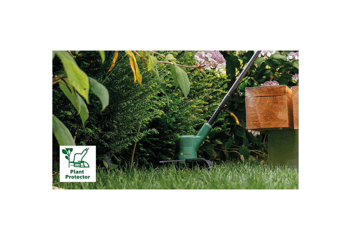 Απεικονίζεται το χλοοκοπτικό